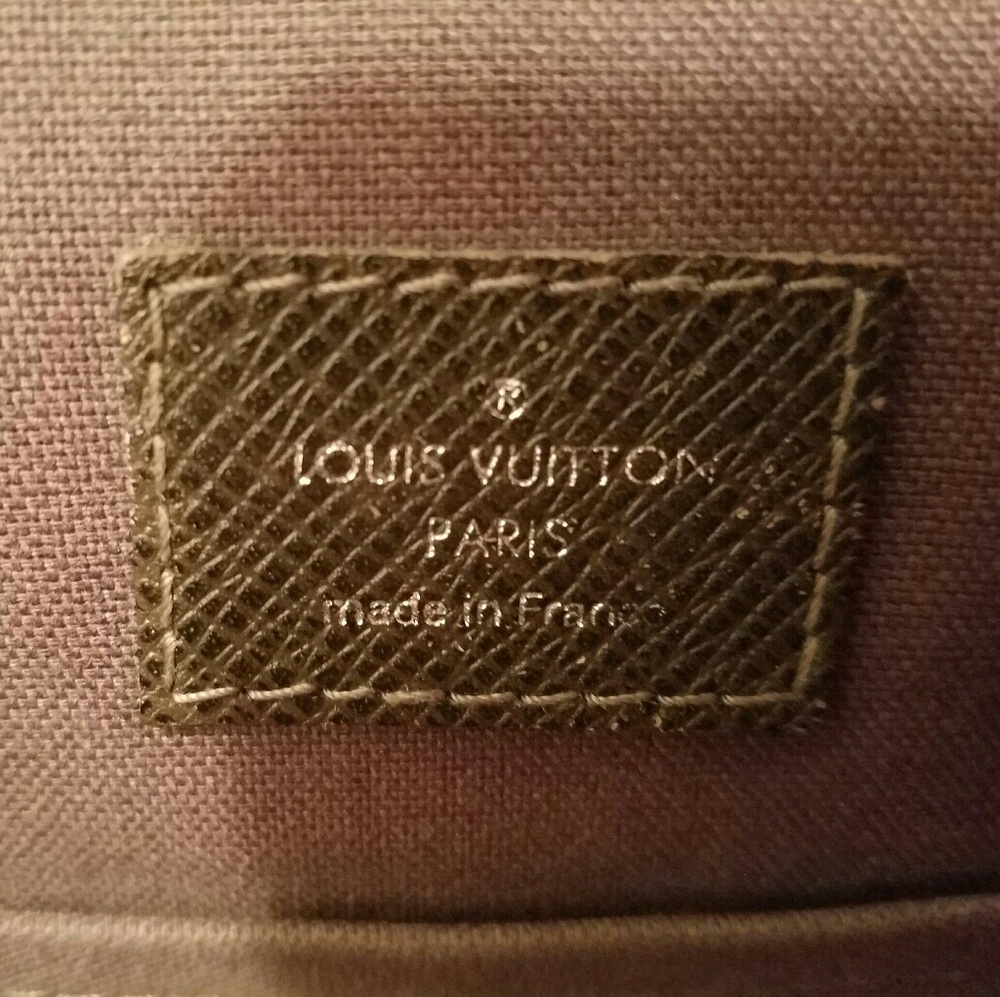 100% authentic Louis Vuitton Men's Shoulder Bag - Picture 4 of 6